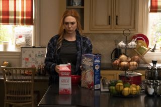 Wanda je na śniadanie płatki „Sugar Snaps” – to subtelne nawiązanie do pstryknięcia Thanosa, które wymazało połowę życia we wszechświecie. Przypomnijmy, że tuż przed nim śmierć poniósł Vision. 