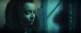 Na czele grupy Flag Smasherów stoi Karli Morgenthau, żeńska wersja komiksowej postaci znanej jako Karl Morgenthau. Ten ostatni był synem szwajcarskiego dyplomaty, który z biegiem czasu zaczął walczyć z wszystkimi przejawami nacjonalizmu i patriotyzmu na świecie – to właśnie ten fakt sprawił, że na jego drodze stanął Kapitan Ameryka.