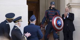 Na początku 2. odcinka słyszymy utwór „The Star-Spangled Man With a Plan” – ten sam, który w oryginalnej wersji pojawił się już w filmie „Kapitan Ameryka: Pierwsze starcie” w części pokazującej propagandową rolę Capa. „The Star-Spangled Man” to także tytuł nowej odsłony serii.