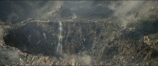 Zemo dwukrotnie wspomina o Sokovii, nawiązując m.in. bezpośrednio do „Czasu Ultrona” i przypominając „miasta unoszące się w powietrzu”. 