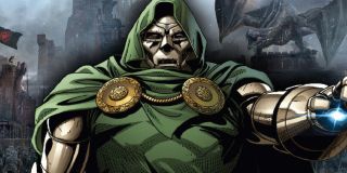 Niektórym komentatorom ten sam posąg przywodzi z kolei na myśl Doktora Dooma. 