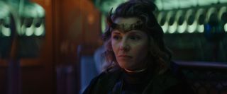 Sylvie mówi o swojej długiej relacji na odległość z postacią, którą określa jako „listonosza”. W komiksach Marvela istnieje kilka postaci budzących skojarzenia z tą nazwą, m.in. lider znanych ze świata X-Menów Morloków (Postman) czy Willie Lumpkin, listonosz dostarczający listy Fantastycznej Czwórce, który kiedyś chodził na randki z ciocią May. 