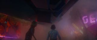 W sieci pojawiła się teoria, że Loki ukradł z siedziby TVA jeden z Kamieni Nieskończoności – miałaby to sugerować ostatnia scena, w trakcie której na Lamentisie można dostrzec symbol nieskończoności, a sam bóg podstępu wykorzystuje z kolei energię kinetyczną do zatrzymania walącego się budynku. Teoria ta wydaje się jednak mało prawdopodobna; Loki musiałby bowiem wiedzieć, czy artefakt faktycznie pochodzi z tego samego uniwersum, w którym znajduje się Lamentis. 