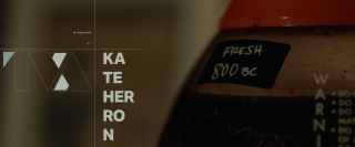 W trakcie napisów końcowych widać napis „800 BC” – w świecie Marvela w roku 800 p.n.e. swoje rządy sprawował faraon Rama-Tut, czyli de facto wcześniejsza wersja Kanga Zdobywcy. 