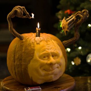 Popkulturowe rzeźby z warzyw i owoców