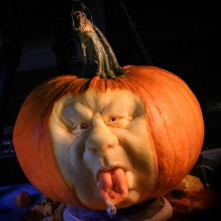 Popkulturowe rzeźby z warzyw i owoców