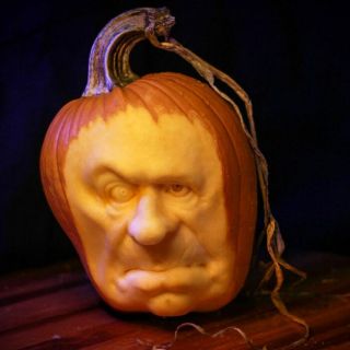 Popkulturowe rzeźby z warzyw i owoców