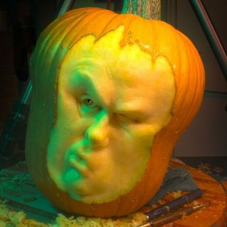 Popkulturowe rzeźby z warzyw i owoców