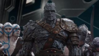 Warto zauważyć, że nie jest to pierwsza wzmianka o wampirach w MCU – w filmie „Thor: Ragnarok” o krwiopijcach wspomniał już Korg, jednak jego uwaga była podszyta tak sporą dawką humoru, że nikt nie wziął jej za potwierdzenie istnienia wampirów w Kinowym Uniwersum Marvela. 