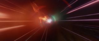 W tej samej scenie słychać fragmenty przemówień z prawdziwego świata, które wygłosili m.in. Neil Armstrong, Nelson Mandela, Greta Thunberg, Carl Sagan, Maya Angelou czy Malala Yousafzai. Co więcej, w tle pojawiają się takty „Dla Elizy” Beethovena czy fragment „Jeziora łabędziego” Czajkowskiego.