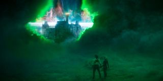 Nie jest jasne, dokąd zmierzają Loki i Sylvie. Widoczny w tle zamek jest bardzo podobny do komiksowej cytadeli Limbo, centrum operacyjnego Kanga Zdobywcy, umiejscowionego w mieście Chronopolis. Pojawiają się jednak również głosy, że zamek przypomina ten należący do Doktora Dooma i ulokowany w stolicy państwa Latverii, mieście Doomstadt.