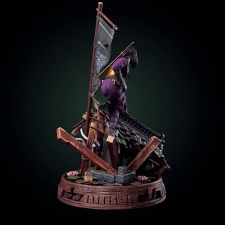 Wiedźmin 3: Dziki Gon - figurka Kunoichi Yennefer