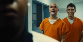 Następny osadzony to Jeremy Tell aka Double Down. Po przegranej w pokera i zabiciu innego gracza rzucono na niego klątwę – dzięki niej może on zrywać skórę z własnej twarzy i rzucać ją w kierunku przeciwników jako ostry przedmiot.