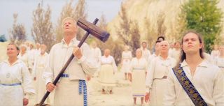 Midsommar. W biały dzień