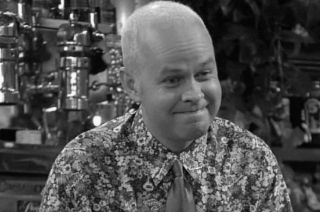 James Michael Tyler (1962-2021) – aktor amerykański, znany z roli Gunthera z serialu Przyjaciele zmarł 24 października 2021 roku.