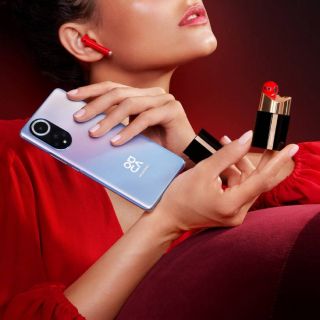Huawei nova 9 i FreeBuds Lipstick