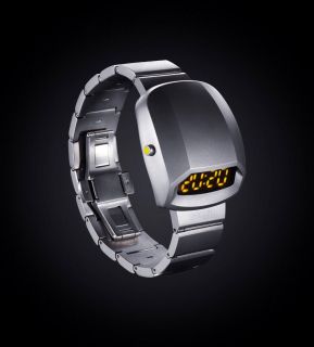 T‑2077 — Zegarek Cyberpunk 2077 x Błonie