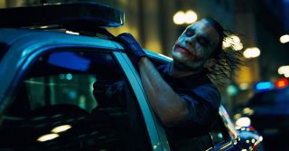 26. Mroczny Rycerz (2008) - Jonathan Nolan i Christopher Nolan