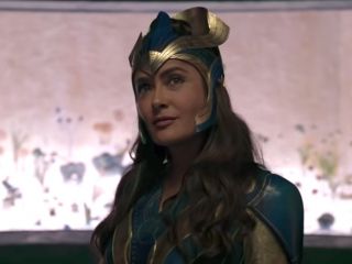 W 1238 roku Eternals odwiedzili hiszpańską Kordobę, w której doszło wówczas do zmiany dawnego meczetu w chrześcijańską katedrę. Chcąc zapobiec rozlewowi krwi, Ajak poprosiła papieża Grzegorza IX, aby wraz z Phastosem uczynił ich jego emisariuszami. 