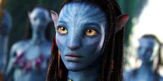 Gdy Harrow mówi o Ammit zdradzonej przez jej własnego „awatara”, Knight stwierdza: „Niebiescy ludzie, uwielbiam ten film”, nawiązując tym samym do słynnego filmu „Avatar” Jamesa Camerona. Później Harrow rozwija swoją wypowiedź - Steven znów się wtrąca za pomocą słów: „Masz na myśli anime” – to zdanie jest z kolei odwołaniem do produkcji „Avatar: The Last Airbender” (serial z 2005 roku debiutował w Polsce jako „Awatar: Legenda Aanga”).