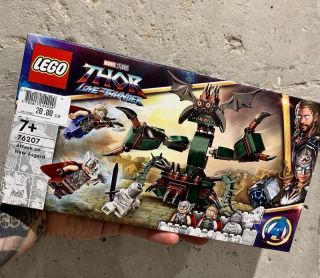 Thor: Miłość i grom zestaw LEGO