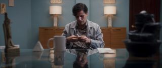 Z kolei na ścianie widzimy rysunek bóstwa z głową lwa. To najprawdopodobniej egipska Sechmet, bogini wojny, zemsty i chorób, której alter ego to Bast – bogini znana z wierzeń Wakandy. 