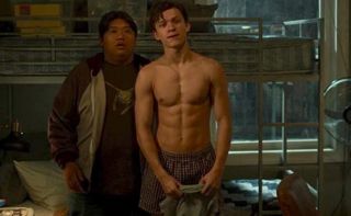 2. Tom Holland (Spider-Man) - 12,9 mln; główne elementy treningu: podnoszenie ciężarów, crossfit