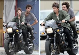 Dakota Johnson i Penn Badgley - Anarchia