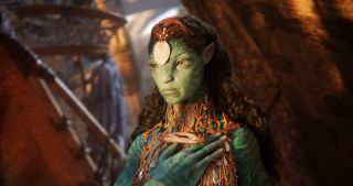 28 kwietnia 2015 – Pojawia się ogłoszenie, że powstanie także „Avatar 5”. Cameron i pomagający mu scenarzyści zdążyli już rozpisać historię na aż 4 kontynuacje filmu z 2009 roku.