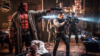 Hellboy (2019) – Ed Skrein miał początkowo wcielić się na ekranie w majora Bena Daimio, postać posiadającą azjatyckie korzenie. Ta decyzja obsadowa wywołała wielkie kontrowersje; ostatecznie zamiast Skreina w tej roli zobaczyliśmy Daniela Dae Kima. 