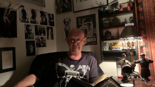 W rolę Pinheada, przywódcy Cenobitów, wcielił się Doug Bradley