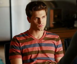 Toby Cavanaugh (Keegan Allen)