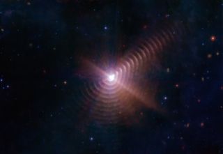 Teleskop Webba - zdjęcie systemu Wolf-Rayet 140