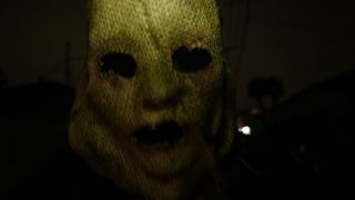 19. Człowiek w masce - The Den (2013): 7 osób