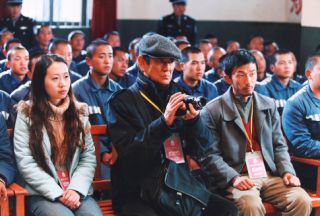 Tysiące mil samotności