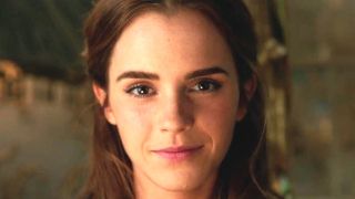 26. Emma Watson – ukończony kierunek: literatura angielska, potencjalny zawód: scenarzystka; roczny zarobek w 2023 roku w potencjalnym zawodzie: 37660 USD; na łączną wartość swojego majątku musiałaby w tym zawodzie pracować 2257 lat. 