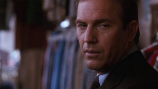 41. Kevin Costner - 250 mln USD