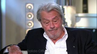 49. Alain Delon - legenda francuskiego kina, która odniosła również sukcesy w promocji walk bokserskich i branży jubilerskiej; 200 mln USD