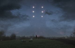 Monumentalne wydarzenia, które nic nie zmieniają – zauważmy, że w filmie Eternals na londyńskim niebie pojawił się Arishem Sędzia. Choć akcja Moon Knighta również rozgrywa się w stolicy Wielkiej Brytanii, z ekranu nie pada choćby wzmianka o zstąpieniu wszechpotężnego Celestianina. Podobnie sytuacja wygląda w przypadku Doktora Strange’a 2; w filmie tak mocno czerpiącym z koncepcji multiwersum bohaterowie nawet nie zająknęli się o zabiciu przez Sylvie Tego, Który Trwa i zaburzeniu Świętej Chronologii.