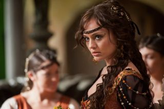 Laura Haddock (37 lat) – Transformers: Ostatni Rycerz, Strażnicy Galaktyki, Downton Abbey: Nowa epoka
