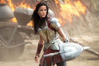 Jaime Alexander (38 lat) – Lady Sif w MCU, Likwidator