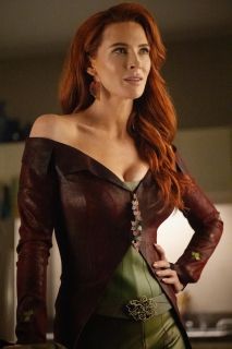 Bridget Regan (40 lat) – Agentka Carter, Jane the Virgin, Miecz prawdy, Białe kołnierzyki