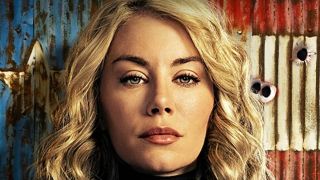 Jennifer Holland (35 lat) – Peacemaker, Legion samobójców: The Suicide Squad, Brightburn: Syn ciemności