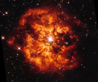 WR 124 uchwycona przez Kosmiczny Teleskop Hubble'a