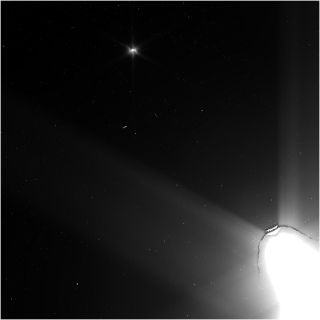 Teleskop Webba - pierwsze zdjęcia Saturna