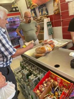 Bryan Cranston - Walter White z serialu Breaking Bad (Waltuh Beyaz)