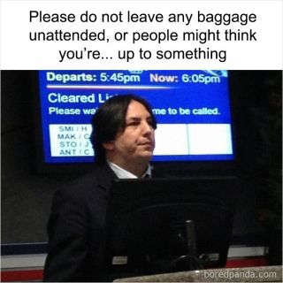 Alan Rickman - profesor Snape (Now Departing Gate 9 3/4)