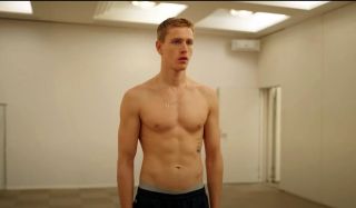 27. Harris Dickinson