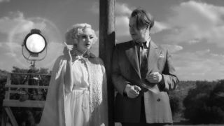 7. Mank (2020) - 83% i 7,6/10