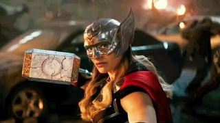28. Jane Foster jako Potężna Thor - 18500
